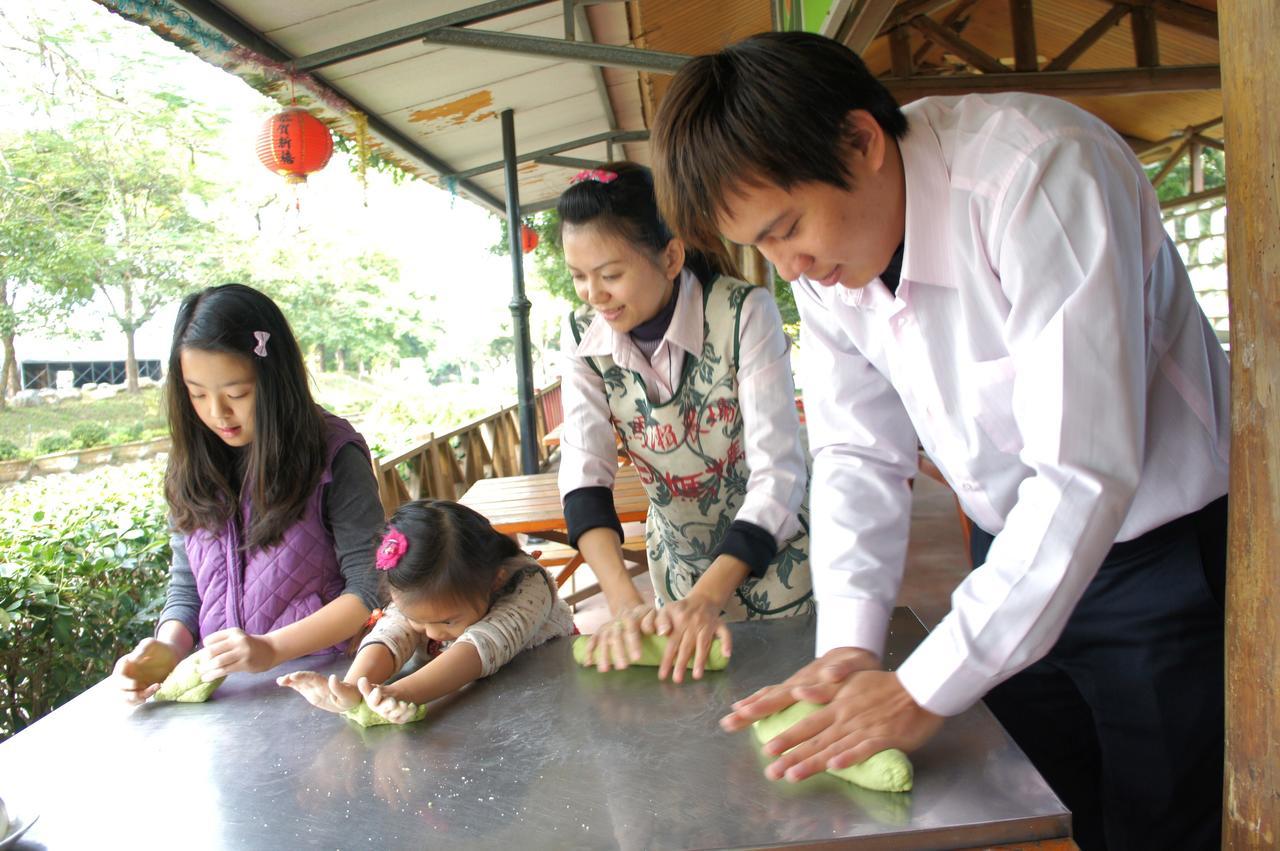 Tsou Ma Lai Farm Hotel Tainan Luaran gambar